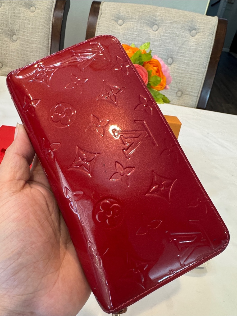 Authentic Louis Vuitton Vernis Zip-Around Wallet in Deep Red - Picture 9 of 16